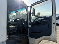 日野レンジャー平ボディ増トン（6t・8t）[写真21]