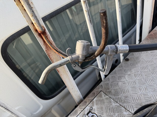 日野レンジャー平ボディ増トン（6t・8t）[写真35]