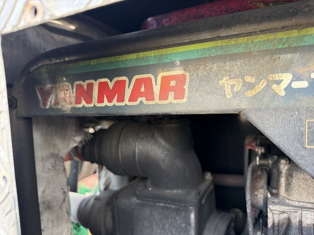 日野レンジャー平ボディ増トン（6t・8t）[写真40]