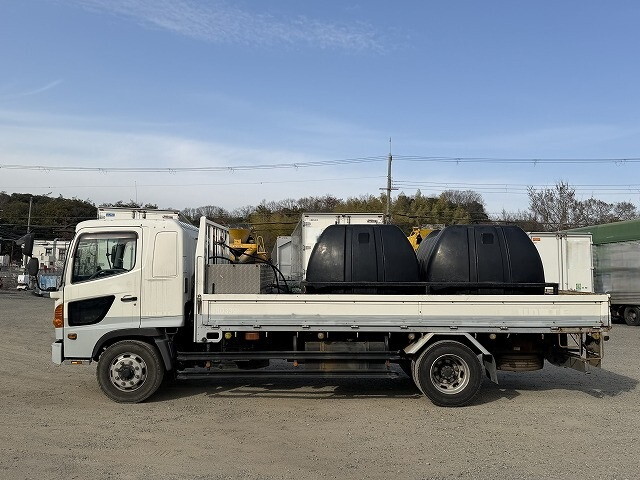 日野レンジャー平ボディ増トン（6t・8t）[写真05]