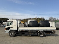 日野レンジャー平ボディ増トン（6t・8t）[写真06]