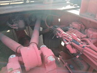 UDトラックスクオントレーラーヘッド（トラクターヘッド）大型（10t）[写真19]