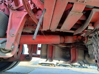 UDトラックスクオントレーラーヘッド（トラクターヘッド）大型（10t）[写真24]