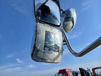 UDトラックスクオントレーラーヘッド（トラクターヘッド）大型（10t）[写真41]