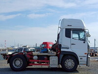 UDトラックスクオントレーラーヘッド（トラクターヘッド）大型（10t）[写真05]