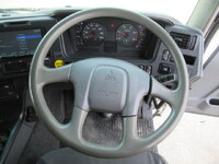 三菱ふそうスーパーグレート冷蔵冷凍ウイング大型（10t）[写真27]