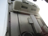 三菱ふそうスーパーグレート冷蔵冷凍ウイング大型（10t）[写真38]