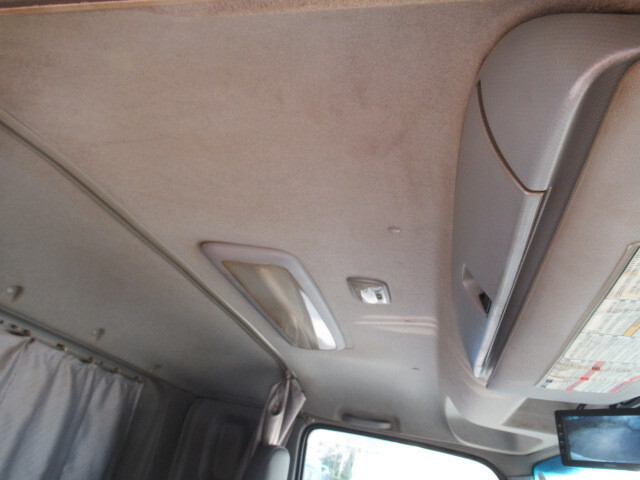 いすゞフォワードアルミウイング中型（4t）[写真25]