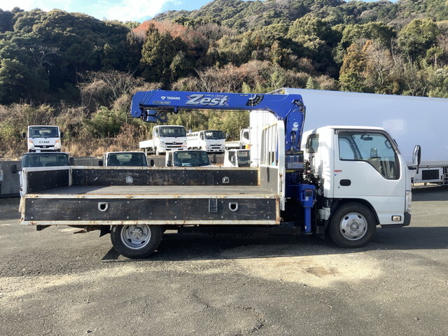 いすゞエルフクレーン3段小型（2t・3t）[写真07]