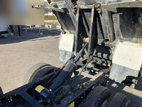 いすゞエルフダンプ小型（2t・3t）[写真18]