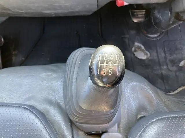 いすゞエルフダンプ小型（2t・3t）[写真35]