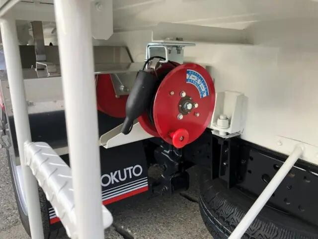 日野デュトロタンク車（タンクローリー）小型（2t・3t）[写真21]