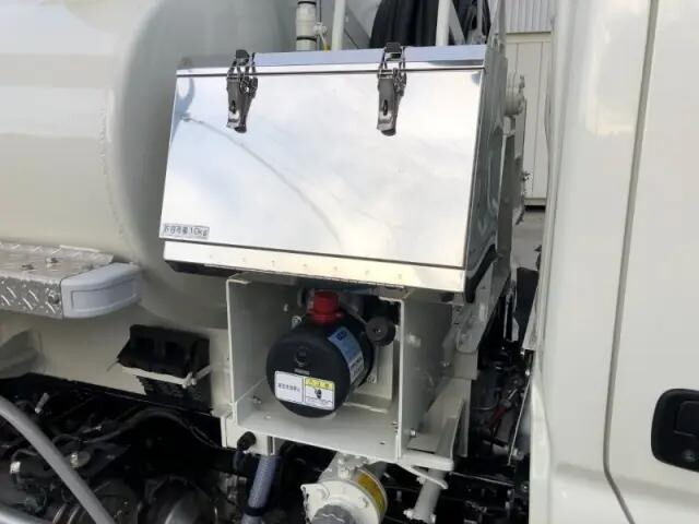 日野デュトロタンク車（タンクローリー）小型（2t・3t）[写真23]