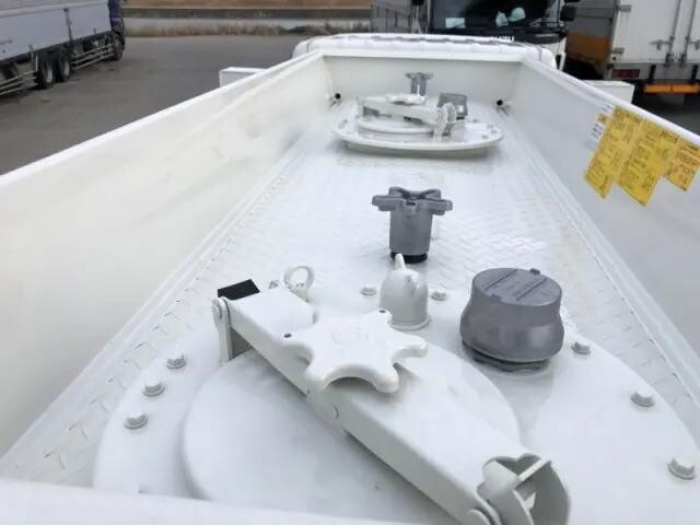 日野デュトロタンク車（タンクローリー）小型（2t・3t）[写真25]