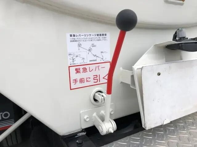 日野デュトロタンク車（タンクローリー）小型（2t・3t）[写真30]