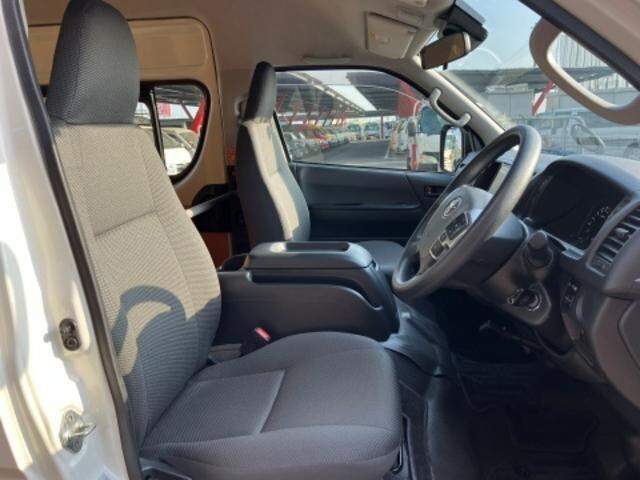 トヨタハイエース園児バス[写真22]