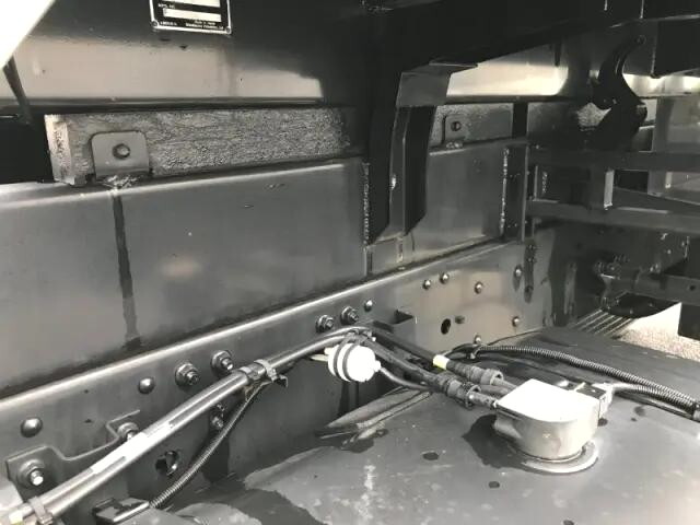 三菱ふそうスーパーグレートバルク車（粉粒体運搬車）大型（10t）[写真17]