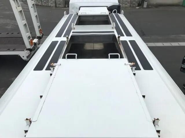 三菱ふそうスーパーグレートバルク車（粉粒体運搬車）大型（10t）[写真23]