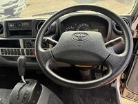 トヨタダイナ平ボディ小型（2t・3t）[写真25]