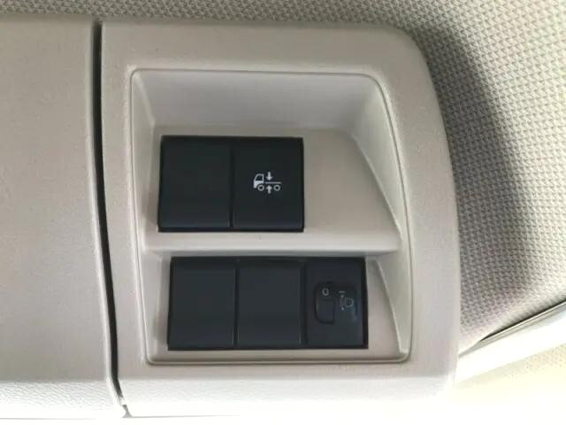 日野プロフィアセルフローダー大型（10t）[写真16]