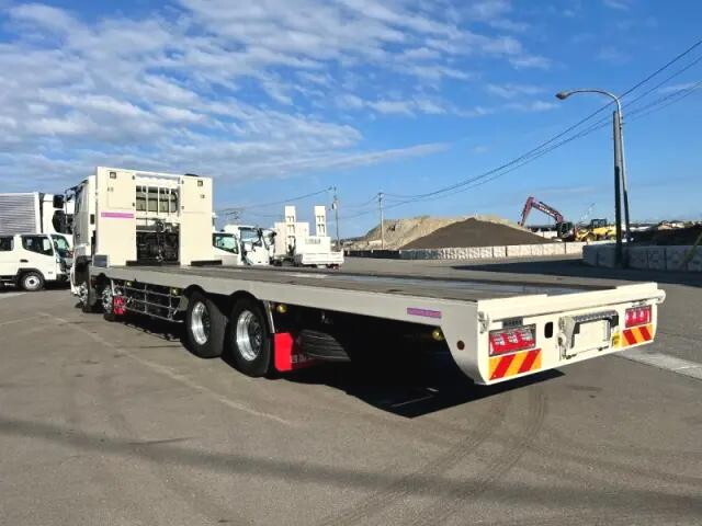 日野プロフィアセルフローダー大型（10t）[写真02]