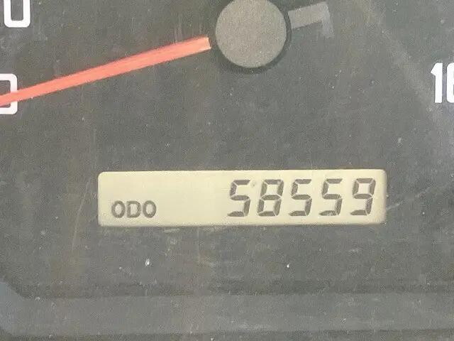 いすゞエルフダンプ小型（2t・3t）[写真33]