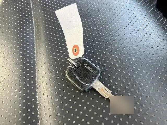 いすゞエルフダンプ小型（2t・3t）[写真35]