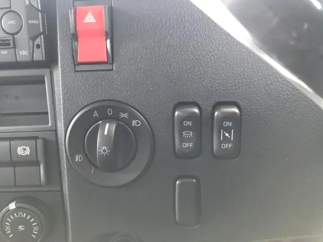 三菱ふそうファイターダンプ中型（4t）[写真13]