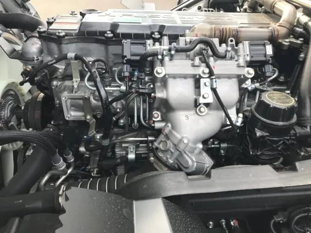 三菱ふそうファイターダンプ中型（4t）[写真20]