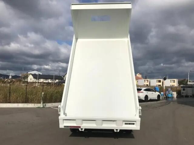 三菱ふそうファイターダンプ中型（4t）[写真06]