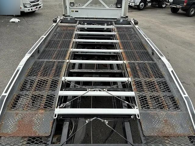 日野デュトロキャリアカー小型（2t・3t）[写真11]