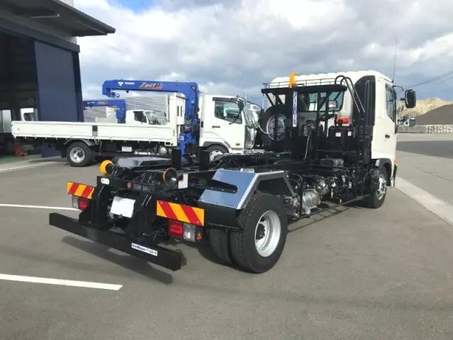 日野レンジャーコンテナ専用車中型（4t）[写真02]