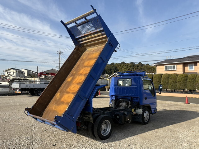 いすゞエルフローダーダンプ小型（2t・3t）[写真13]