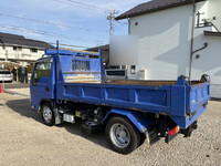 いすゞエルフローダーダンプ小型（2t・3t）[写真02]