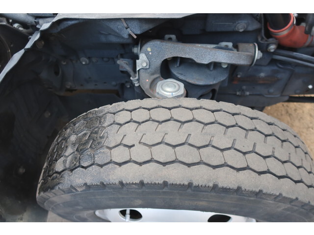 いすゞエルフアルミブロック小型（2t・3t）[写真22]