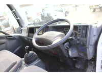 いすゞエルフアルミブロック小型（2t・3t）[写真32]