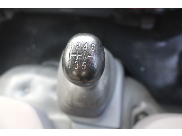 いすゞエルフアルミブロック小型（2t・3t）[写真36]