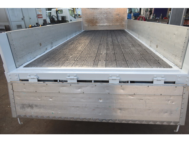 いすゞエルフアルミブロック小型（2t・3t）[写真07]