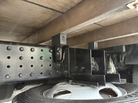 三菱ふそうキャンター平ボディ小型（2t・3t）[写真12]