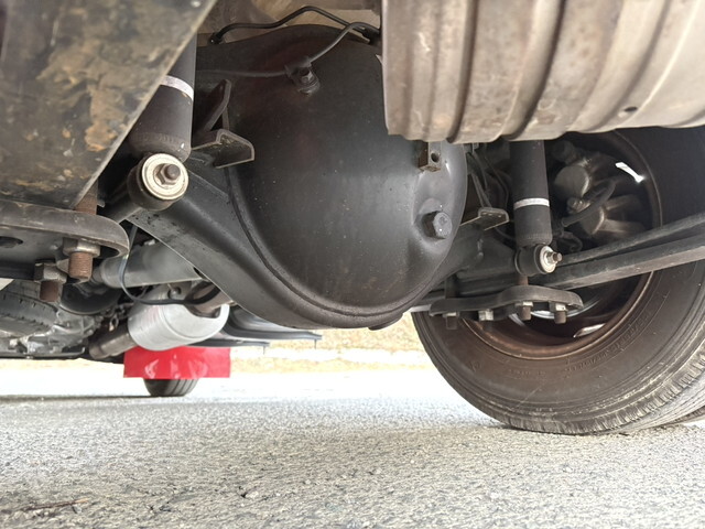 三菱ふそうキャンター平ボディ小型（2t・3t）[写真14]