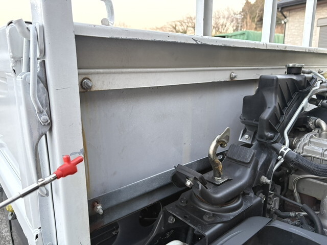 三菱ふそうキャンター平ボディ小型（2t・3t）[写真31]