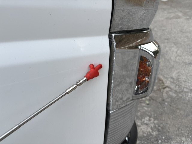 三菱ふそうキャンター平ボディ小型（2t・3t）[写真32]