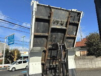 いすゞフォワードダンプ中型（4t）[写真14]