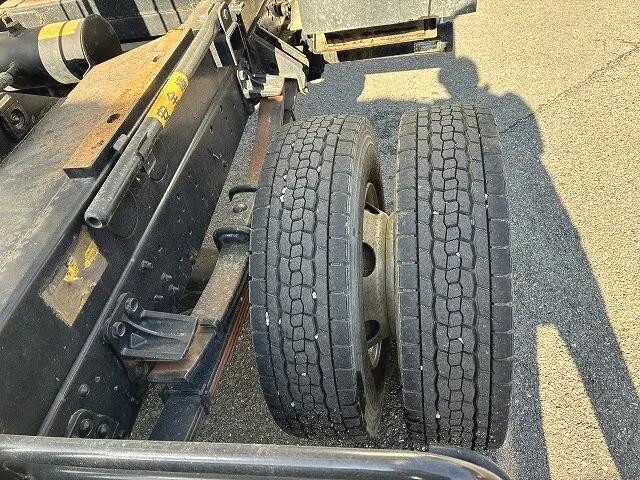 いすゞフォワードダンプ中型（4t）[写真17]