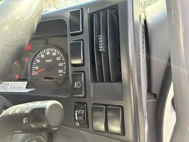 いすゞフォワードダンプ中型（4t）[写真29]