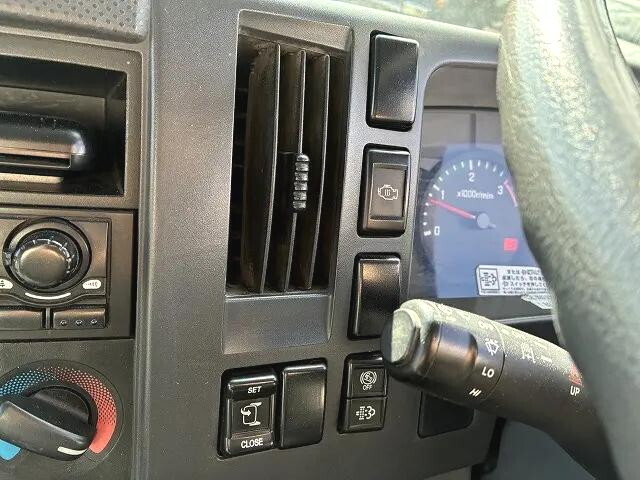 いすゞフォワードダンプ中型（4t）[写真31]