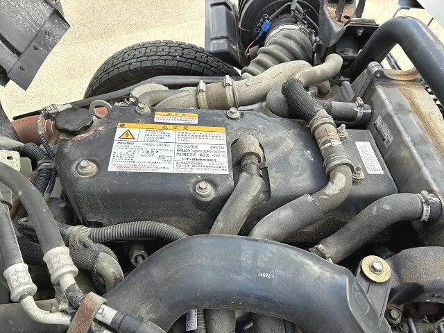 いすゞフォワードダンプ中型（4t）[写真38]