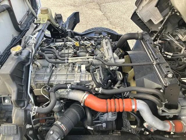 三菱ふそうキャンター冷凍車（冷蔵車）小型（2t・3t）[写真18]