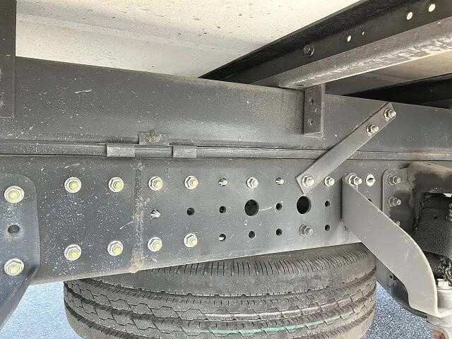 三菱ふそうキャンター冷凍車（冷蔵車）小型（2t・3t）[写真27]