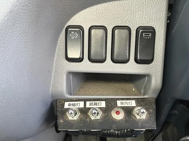 三菱ふそうキャンター冷凍車（冷蔵車）小型（2t・3t）[写真33]